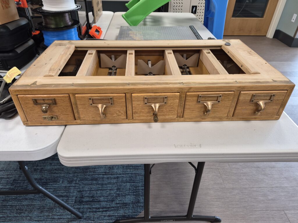 5-drawer middle-section card catalog
